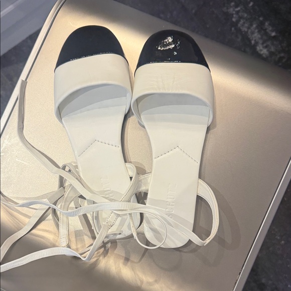 NWT SCHUTZ White and Black Two-Tone lace up  Flat Sandals - Picture 3 of 9